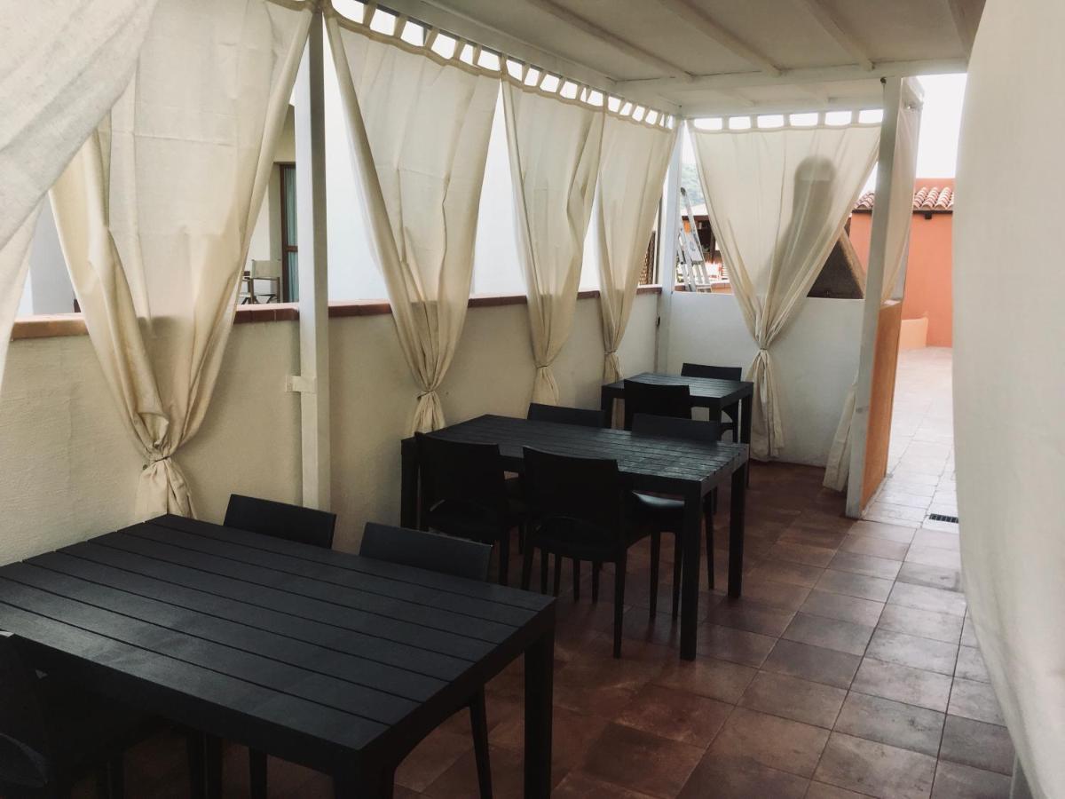 B&B De Janas La Caletta Esterno foto