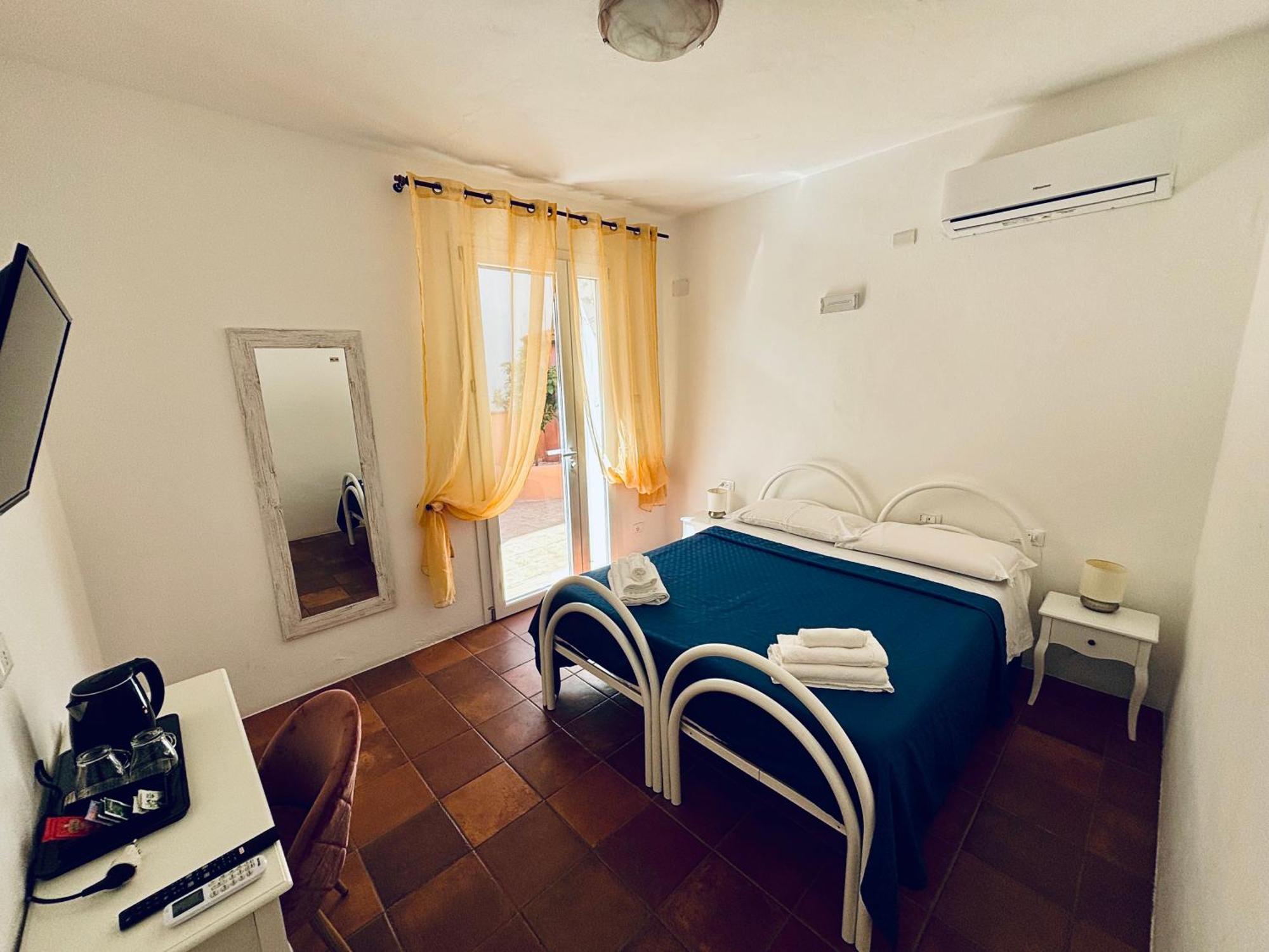 B&B De Janas La Caletta Esterno foto